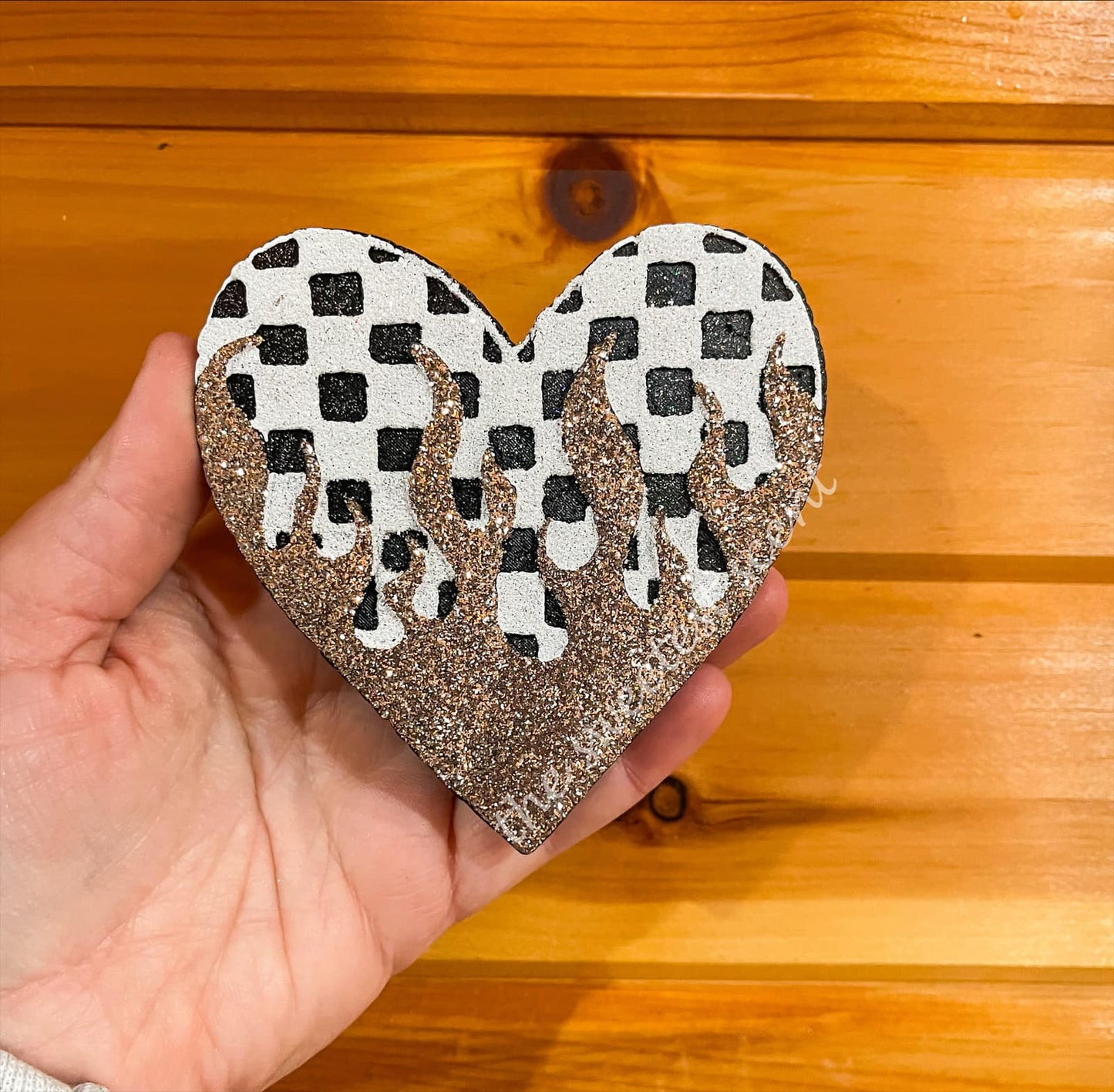 CHECKERED FLAME HEART
