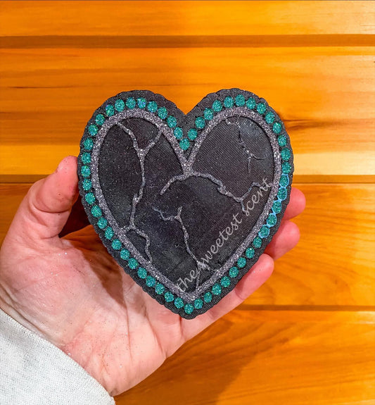 CRACKLED HEART