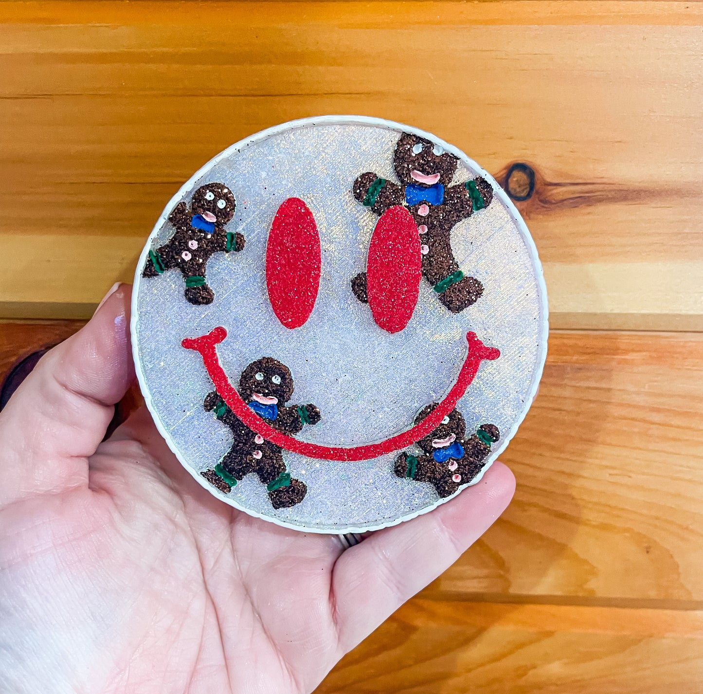 GINGERBREAD SMILEY
