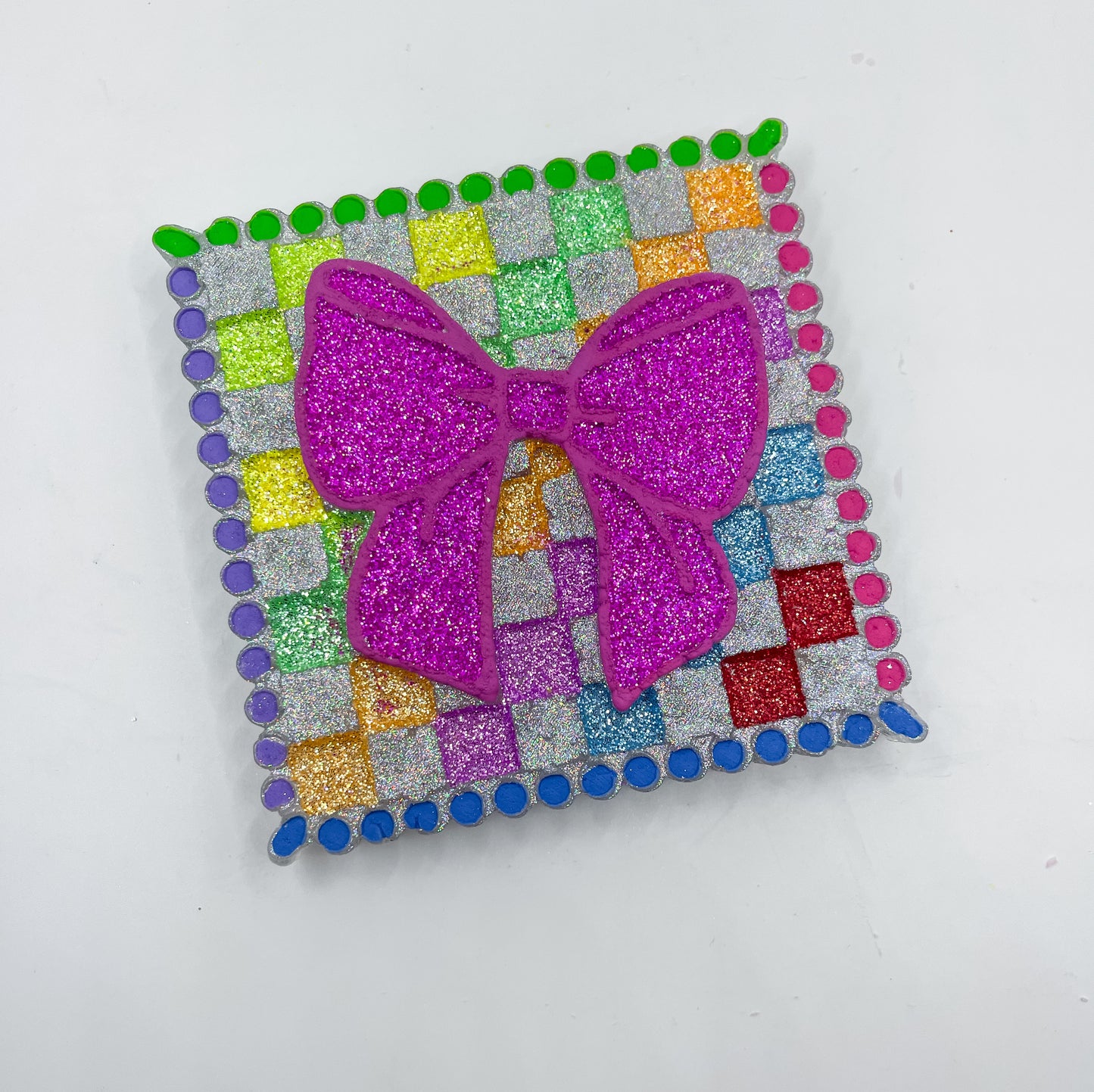 CHECKERED BOW